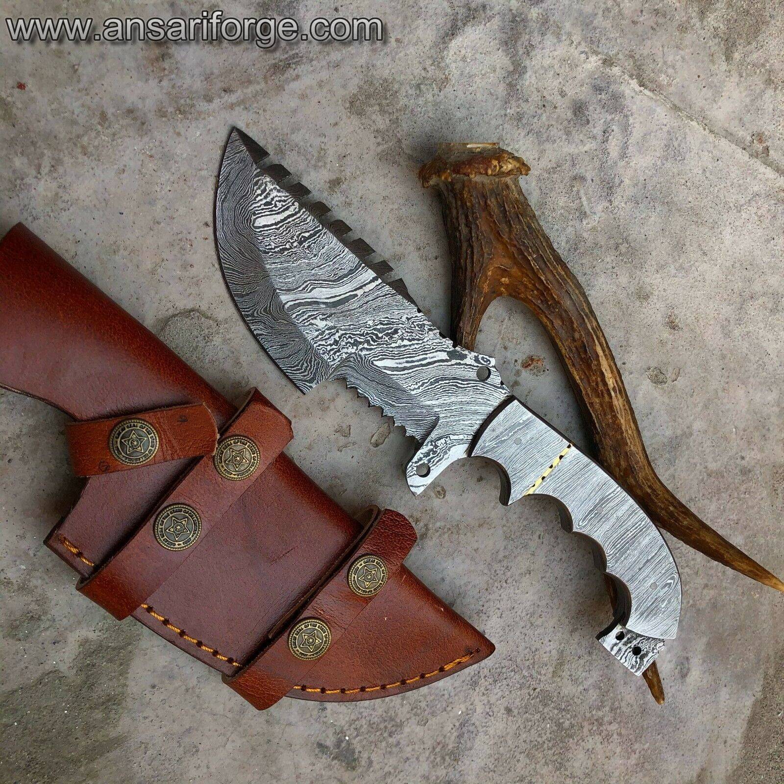 Damascus steel full tang handmade tracker with Damascus scales
