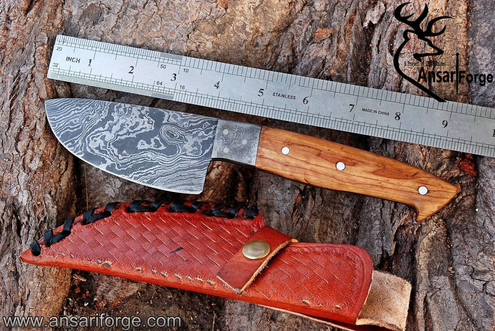 Handmade Damascus steel skinner knife