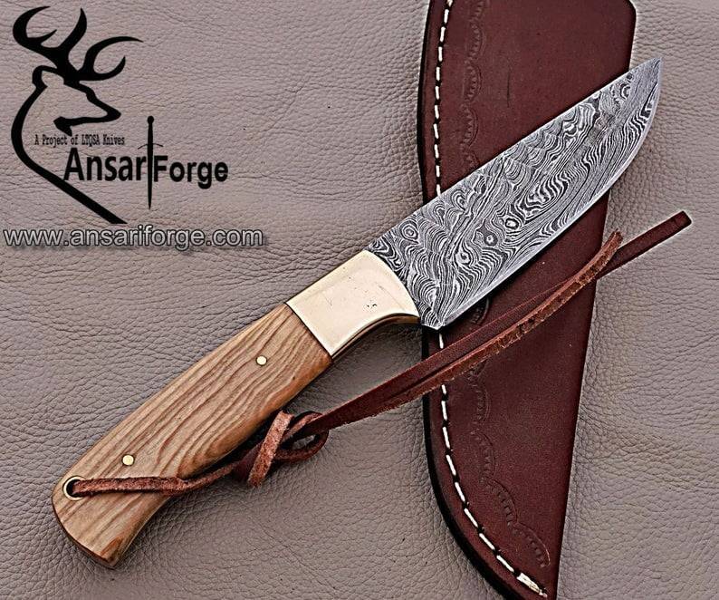 Damascus steel flint knapped beautiful hunting knife skinner