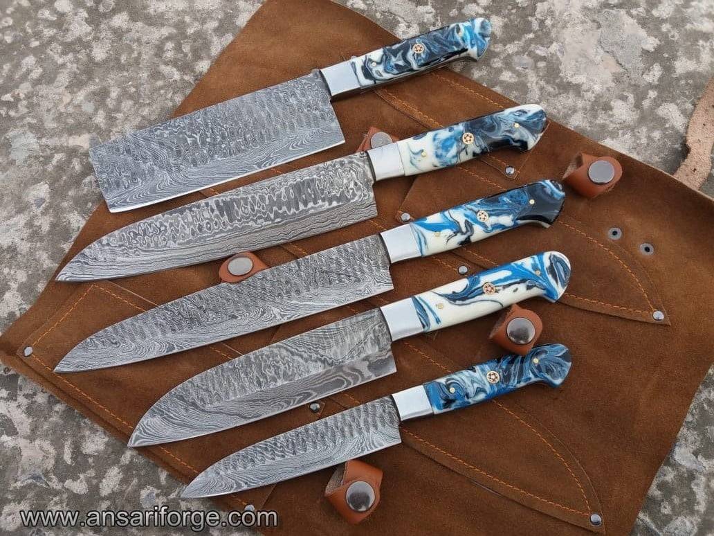 Beautiful Damascus steel handmade chef knifes set kitchen knifes set
