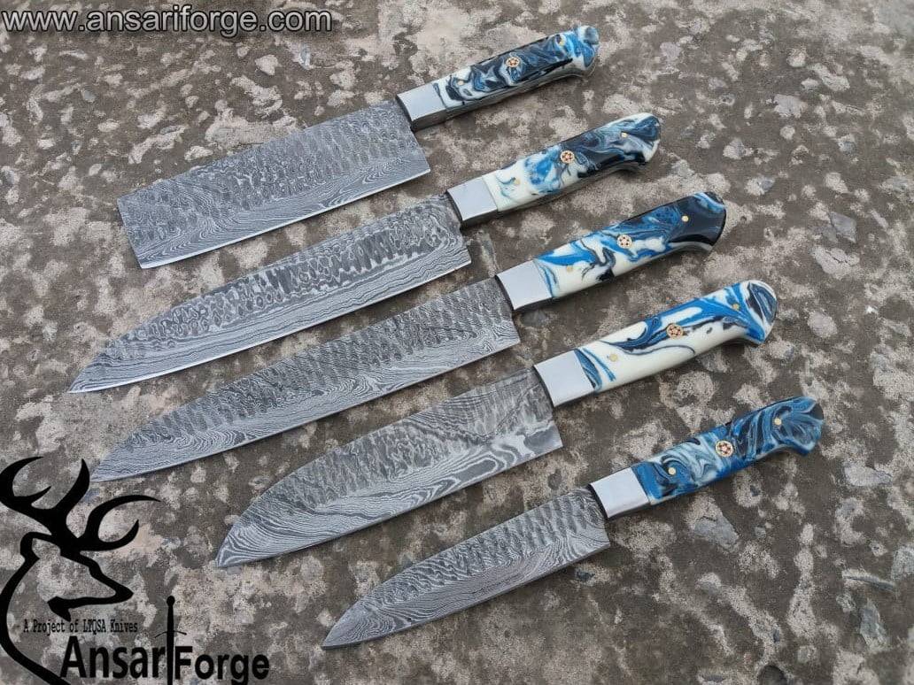 Beautiful Damascus steel handmade chef knifes set kitchen knifes set